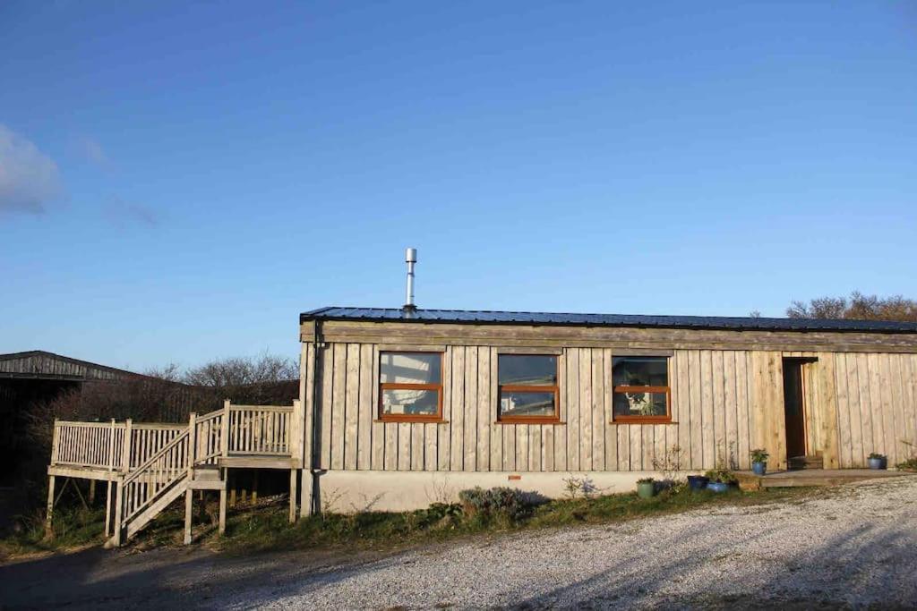 Spacious Cabin On Isolated Farm With Sea View Bude Extérieur photo